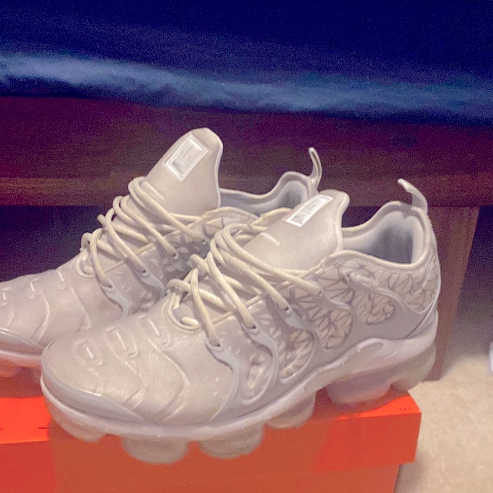 Nike Vapormax plus